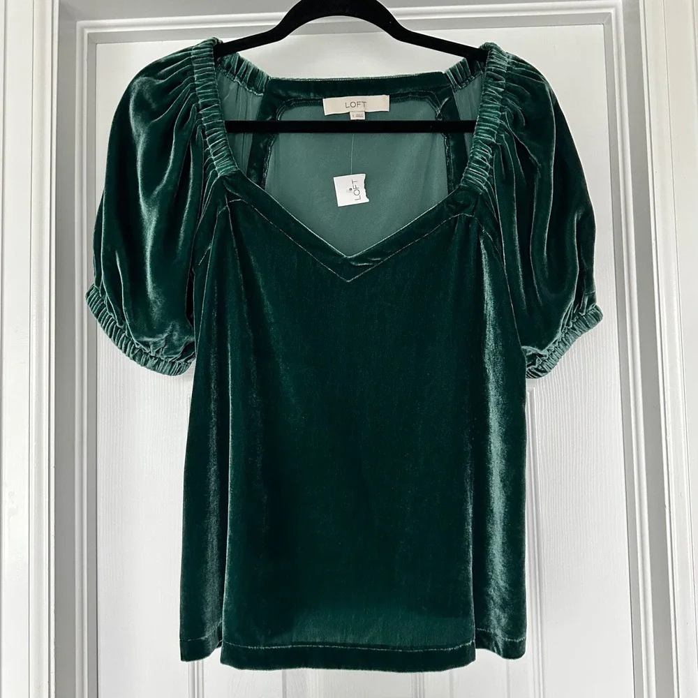 Loft Renaissance Sweetheart Velvet Puff Short Sleeve Holiday Top Green Small NWT